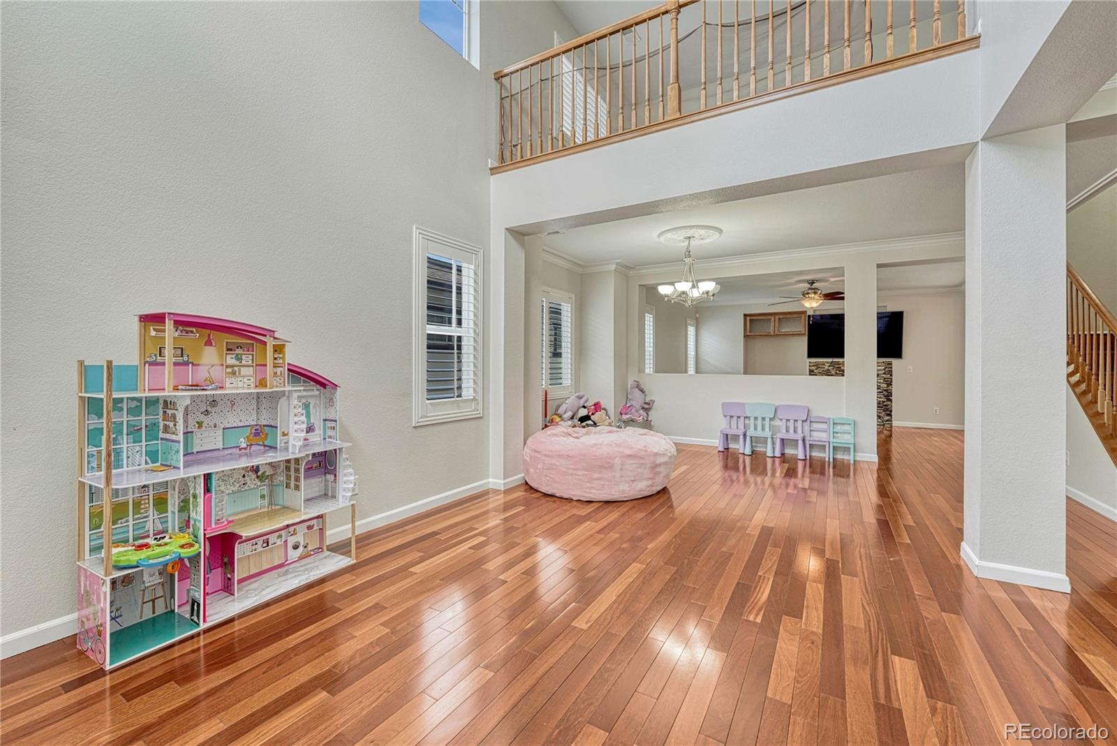 MLS Image #5 for 5050 s riviera court,aurora, Colorado