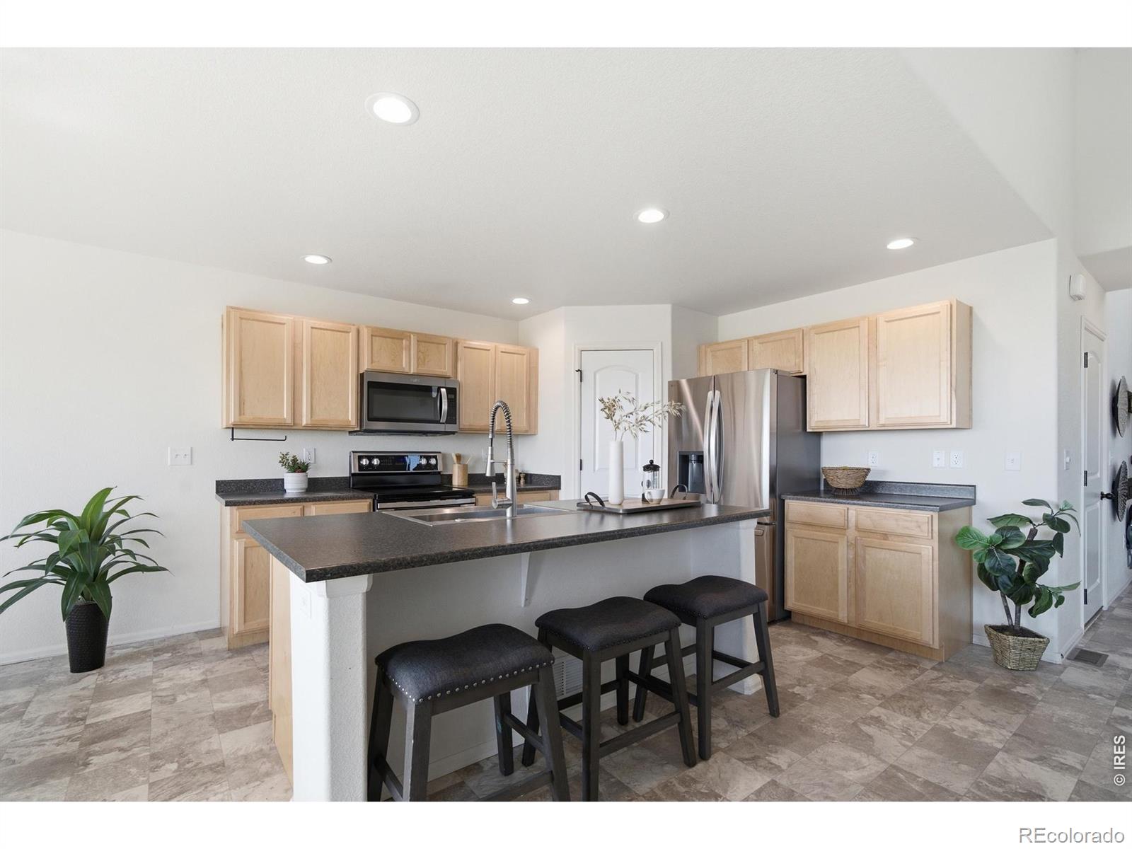 MLS Image #9 for 1604  102nd avenue,greeley, Colorado