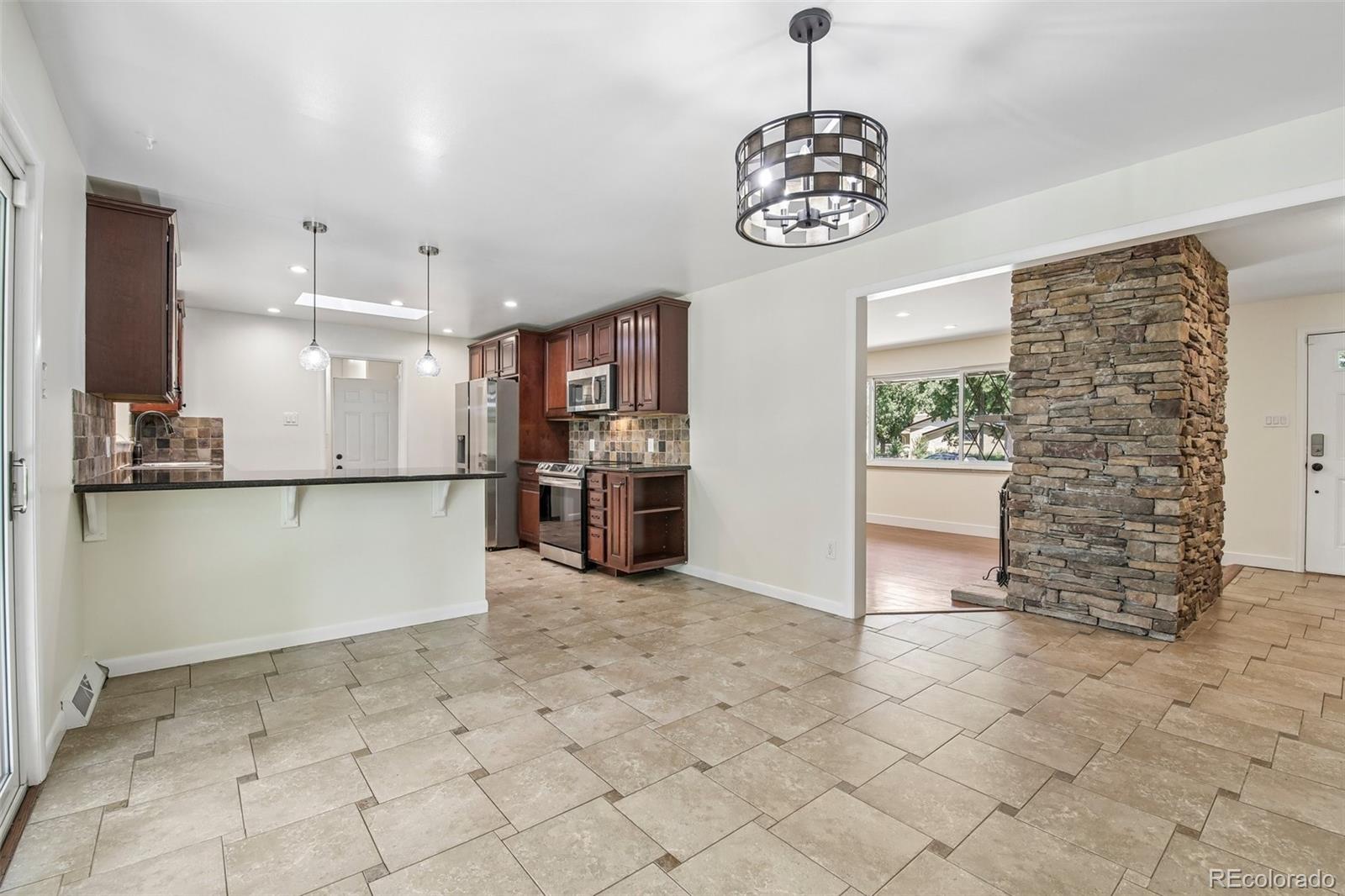 MLS Image #13 for 395 s olive way,denver, Colorado