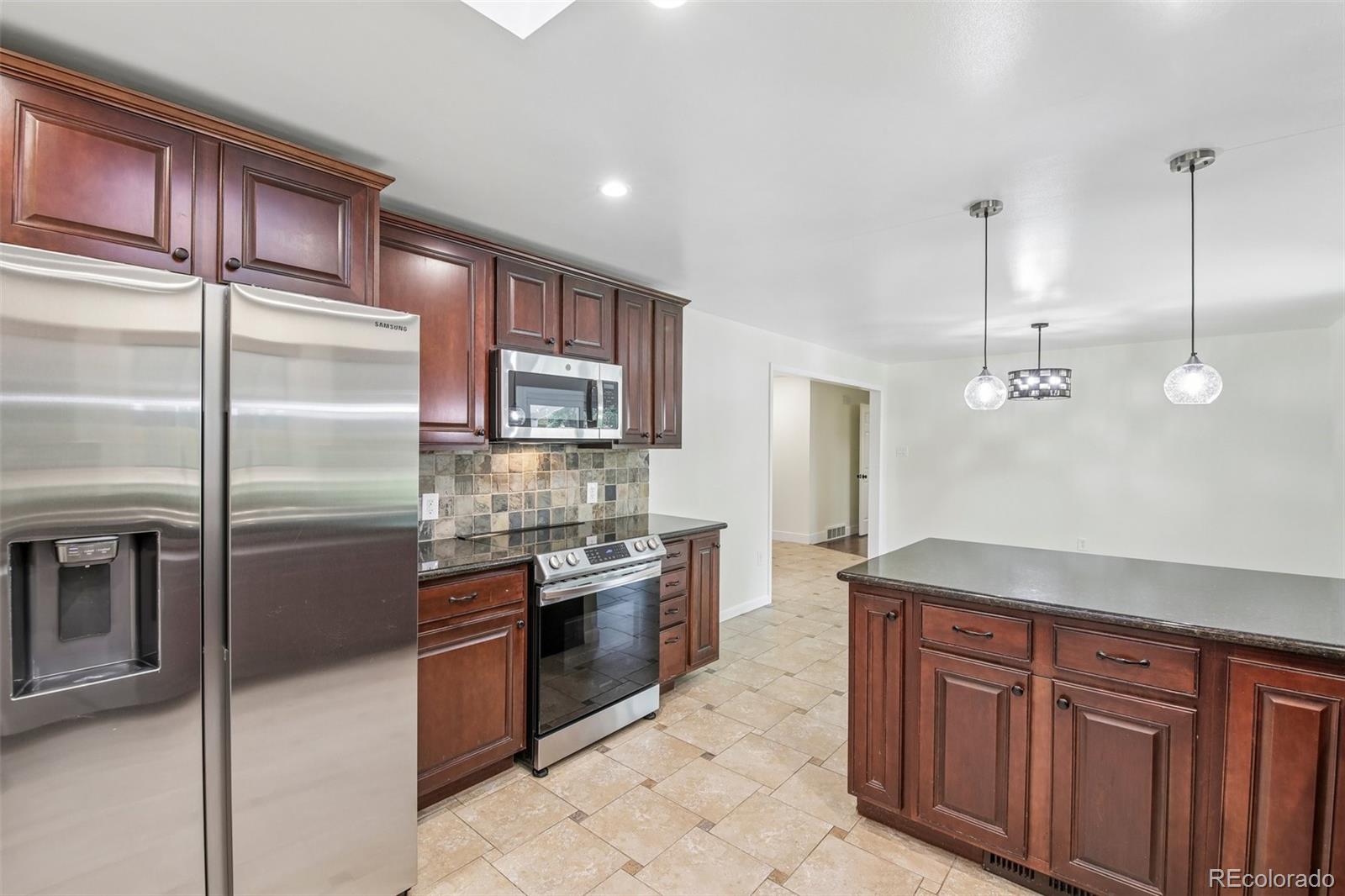MLS Image #16 for 395 s olive way,denver, Colorado