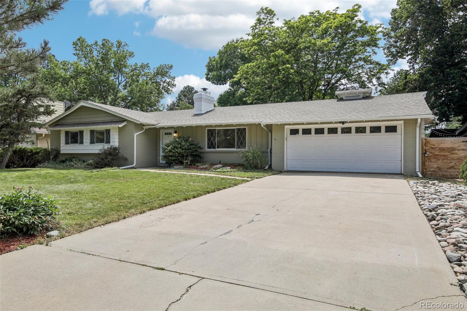 MLS Image #4 for 395 s olive way,denver, Colorado