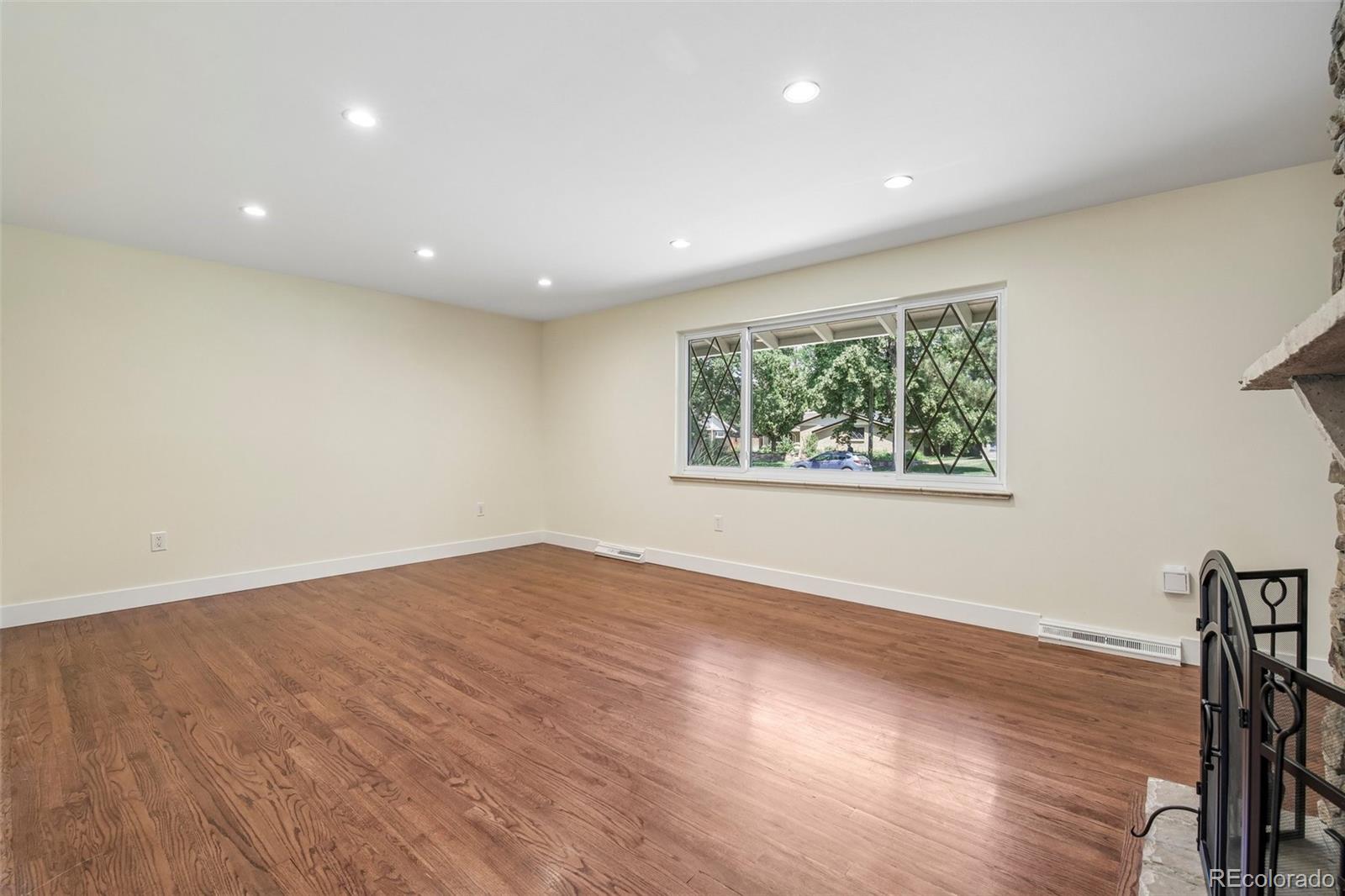 MLS Image #7 for 395 s olive way,denver, Colorado