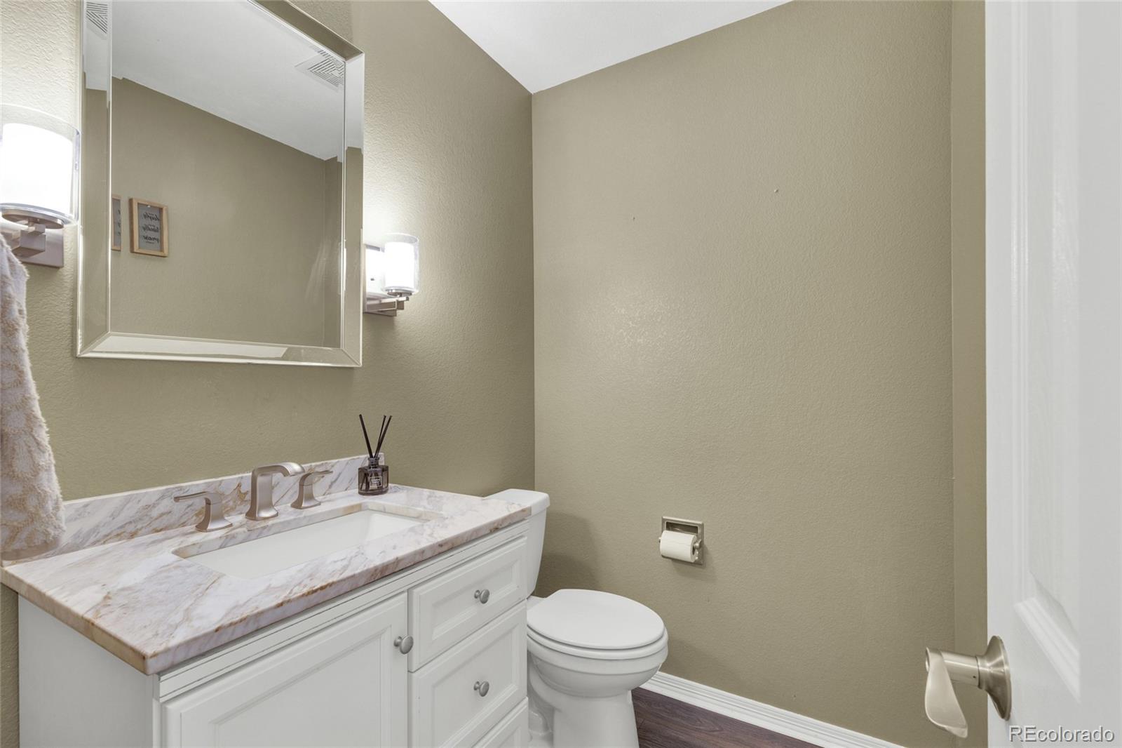 MLS Image #20 for 15443 e powers drive,centennial, Colorado