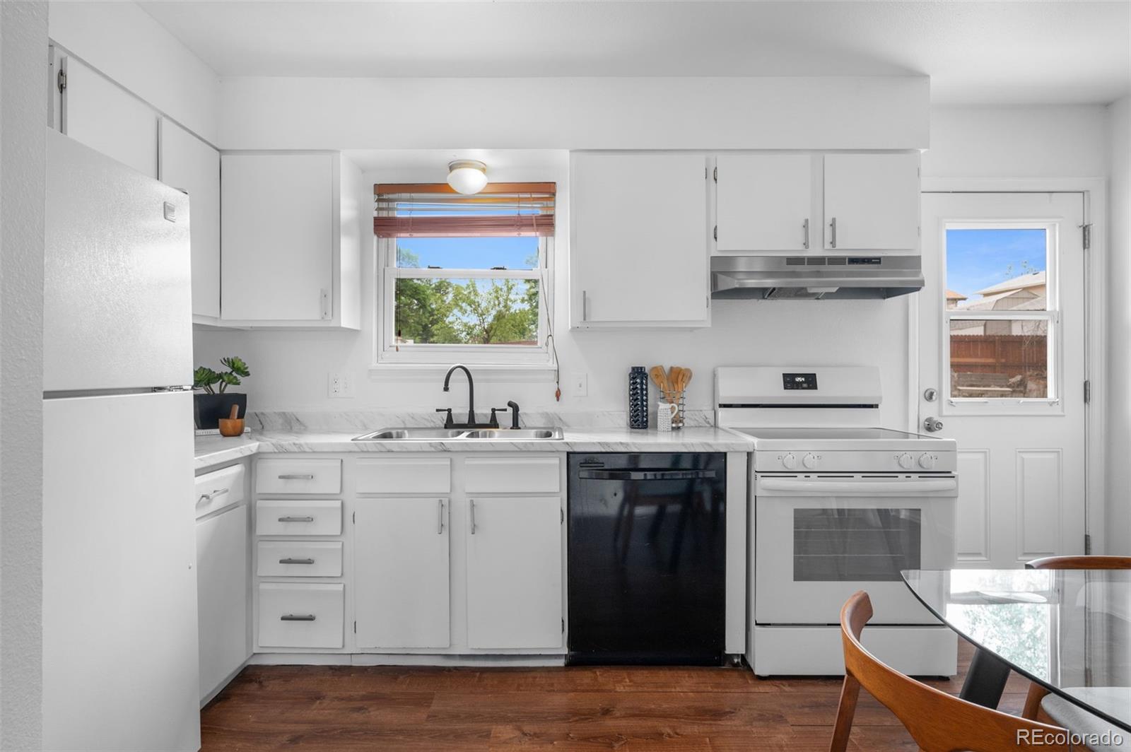 MLS Image #10 for 15384 e idaho place,aurora, Colorado