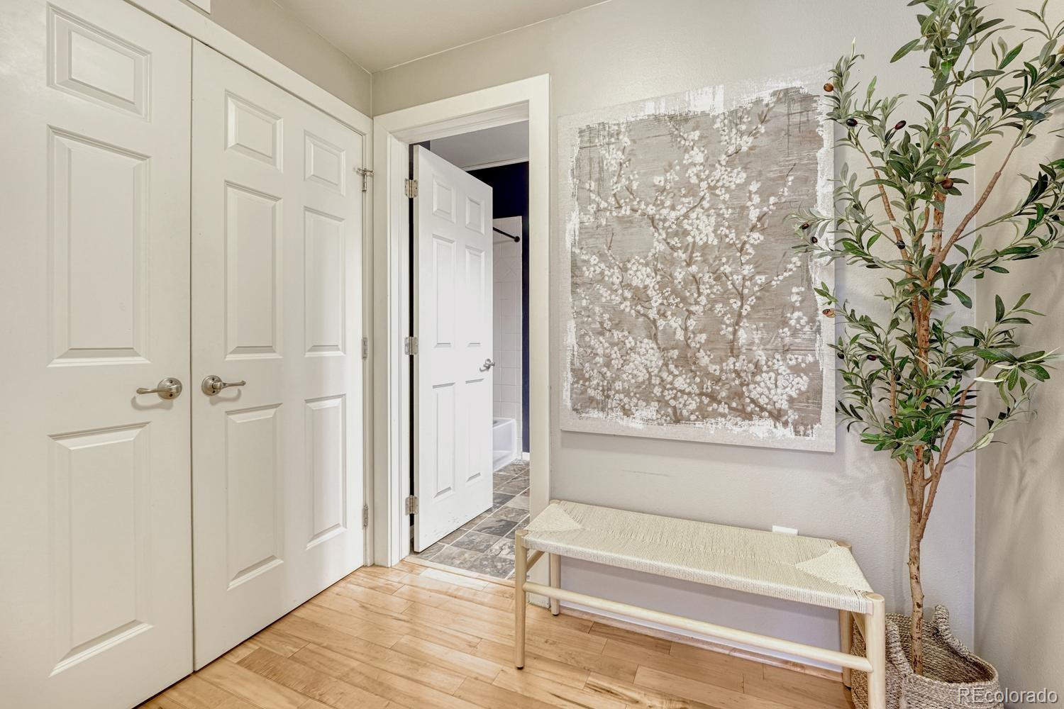 MLS Image #11 for 2818  syracuse street 218,denver, Colorado
