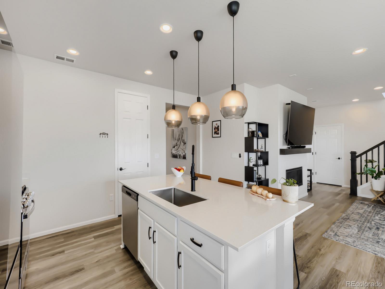 MLS Image #5 for 12520  poplar street,thornton, Colorado