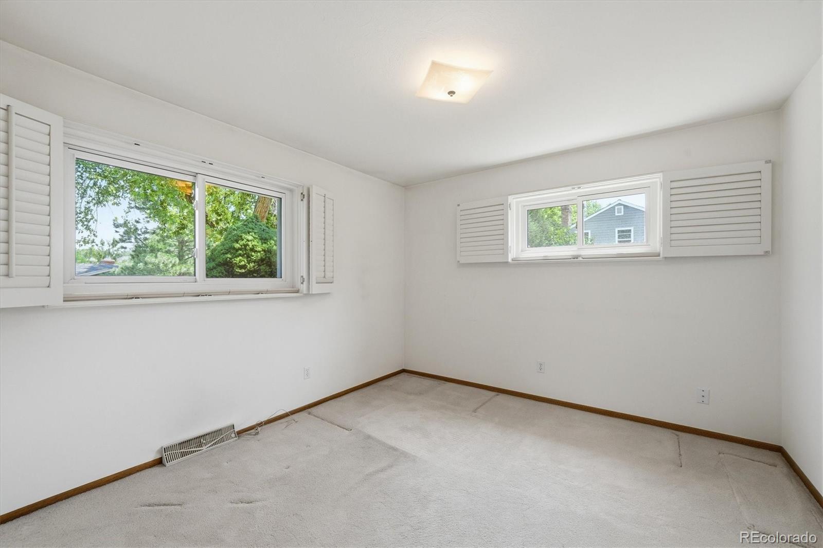 MLS Image #21 for 2182 w briarwood avenue,littleton, Colorado