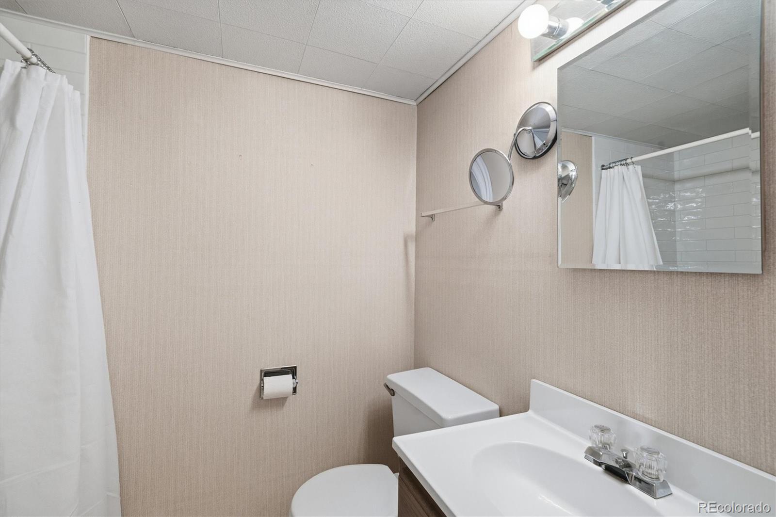 MLS Image #37 for 2182 w briarwood avenue,littleton, Colorado