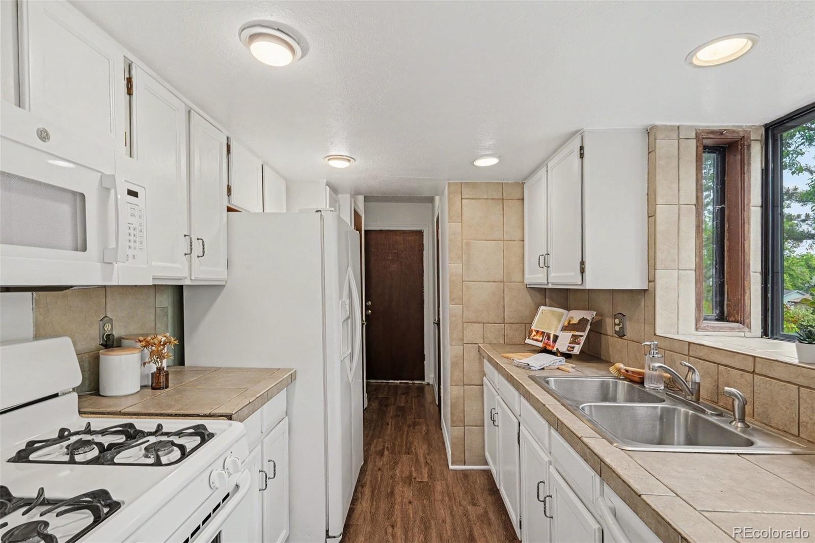 MLS Image #9 for 5736 s pierson street,littleton, Colorado