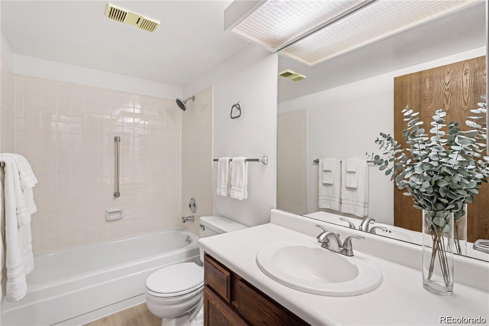 MLS Image #6 for 14001 e marina drive 103,aurora, Colorado
