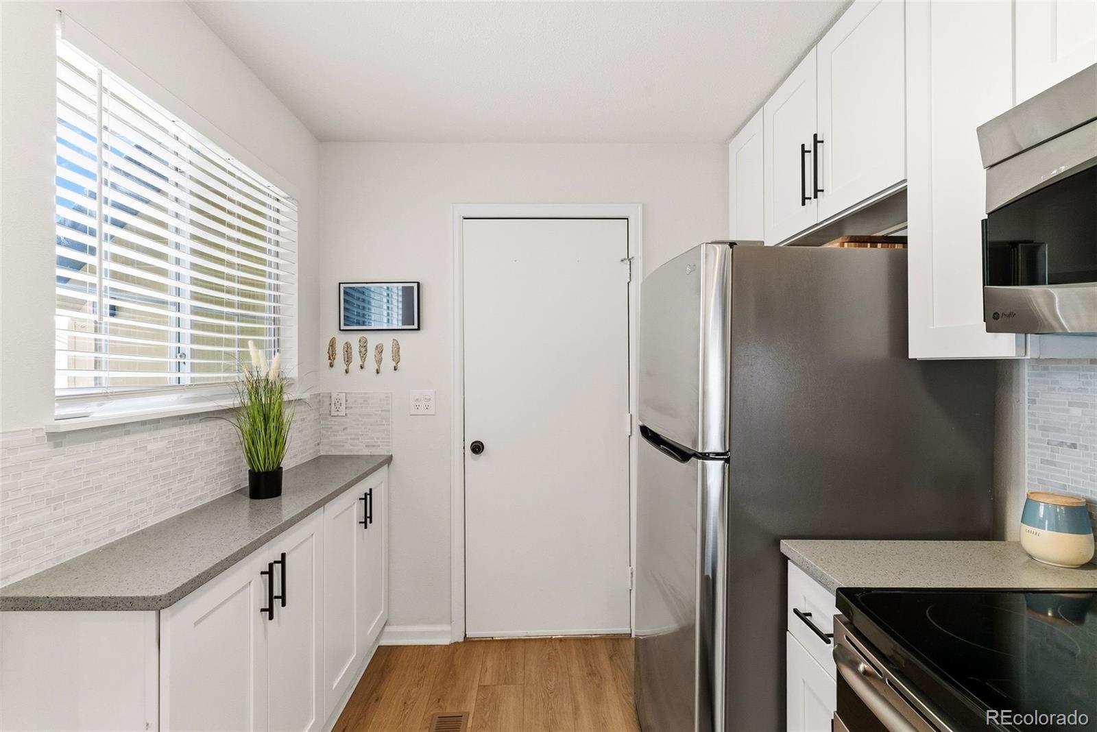 MLS Image #8 for 10369 w fair avenue d,littleton, Colorado