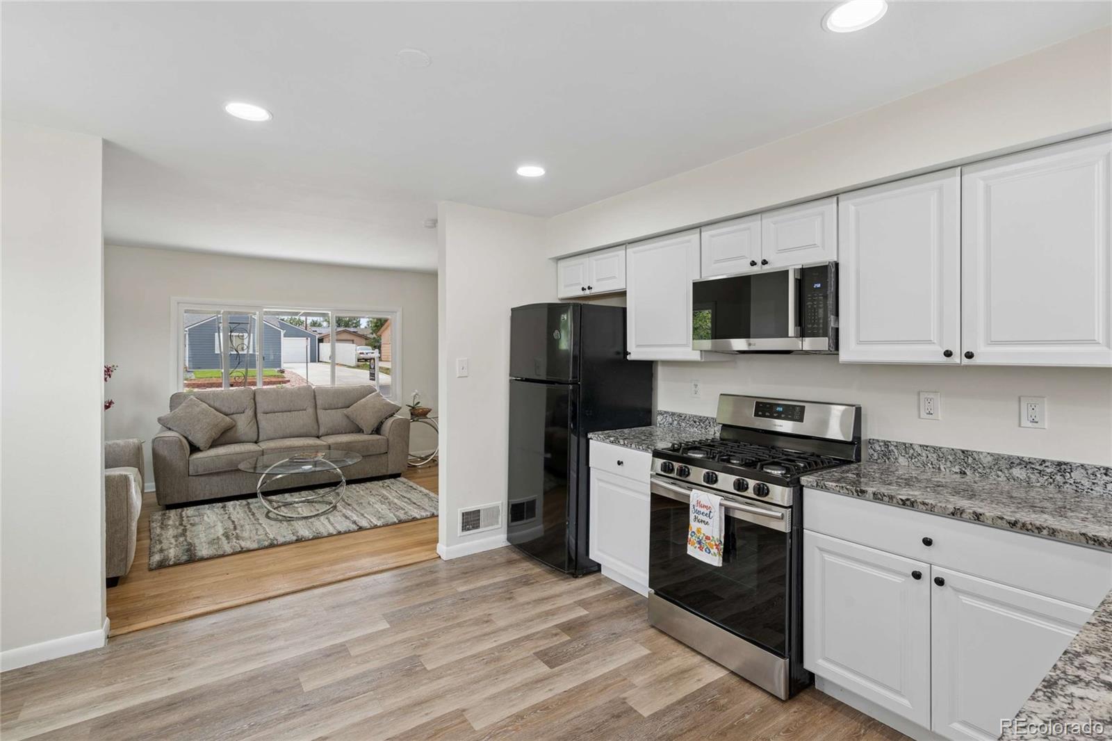 MLS Image #11 for 1510 s yates street,denver, Colorado