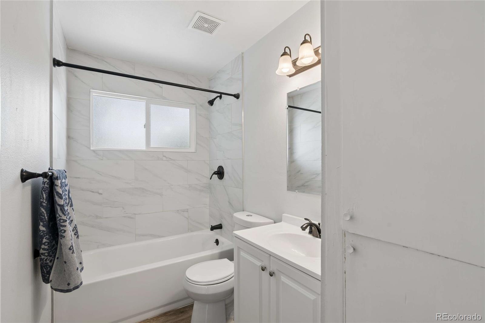 MLS Image #16 for 1510 s yates street,denver, Colorado