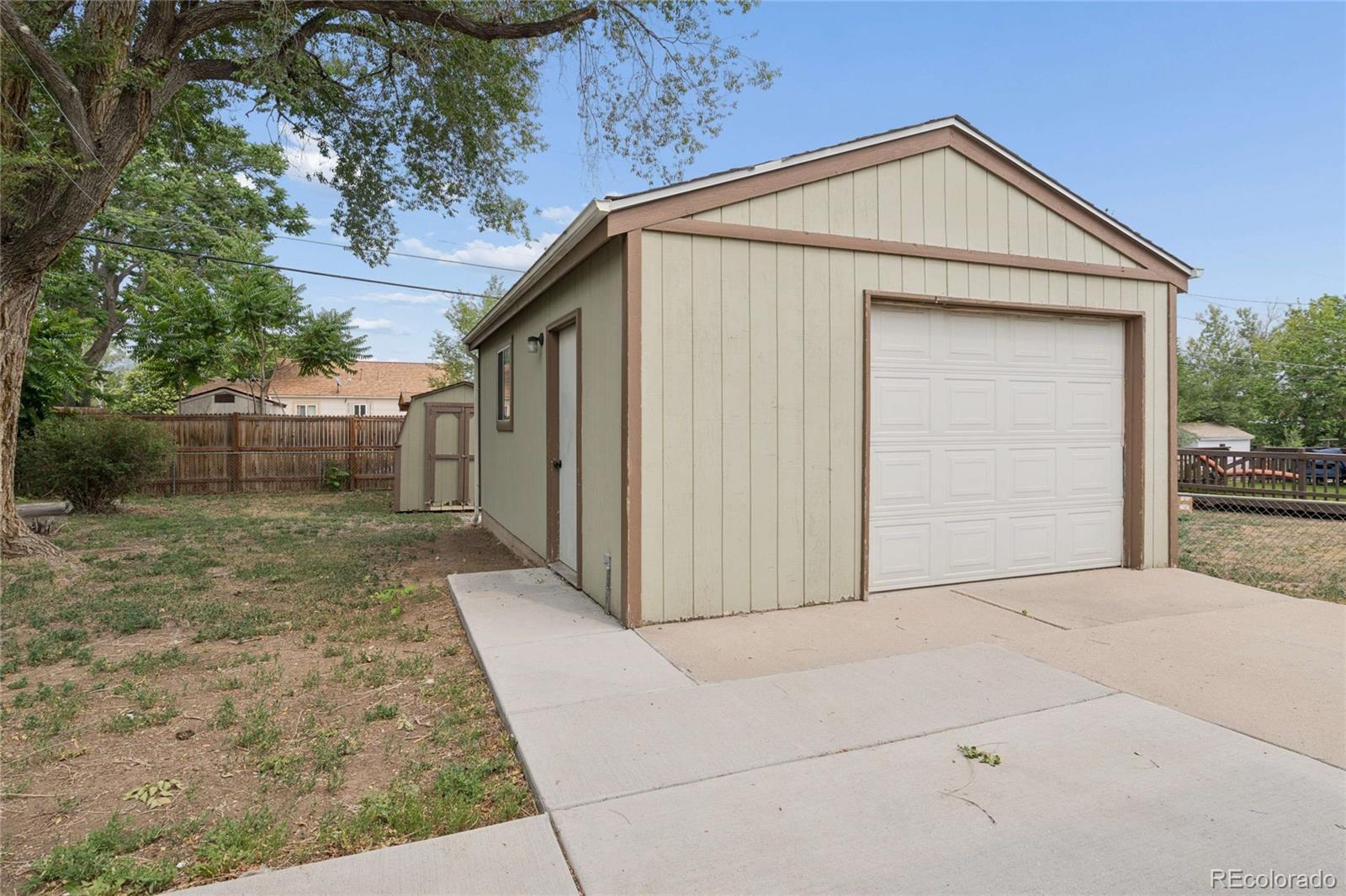 MLS Image #26 for 1510 s yates street,denver, Colorado