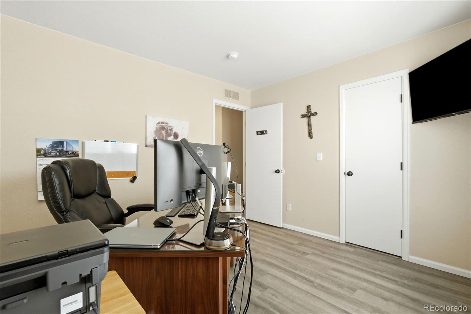 MLS Image #20 for 21611 e 54th place,denver, Colorado