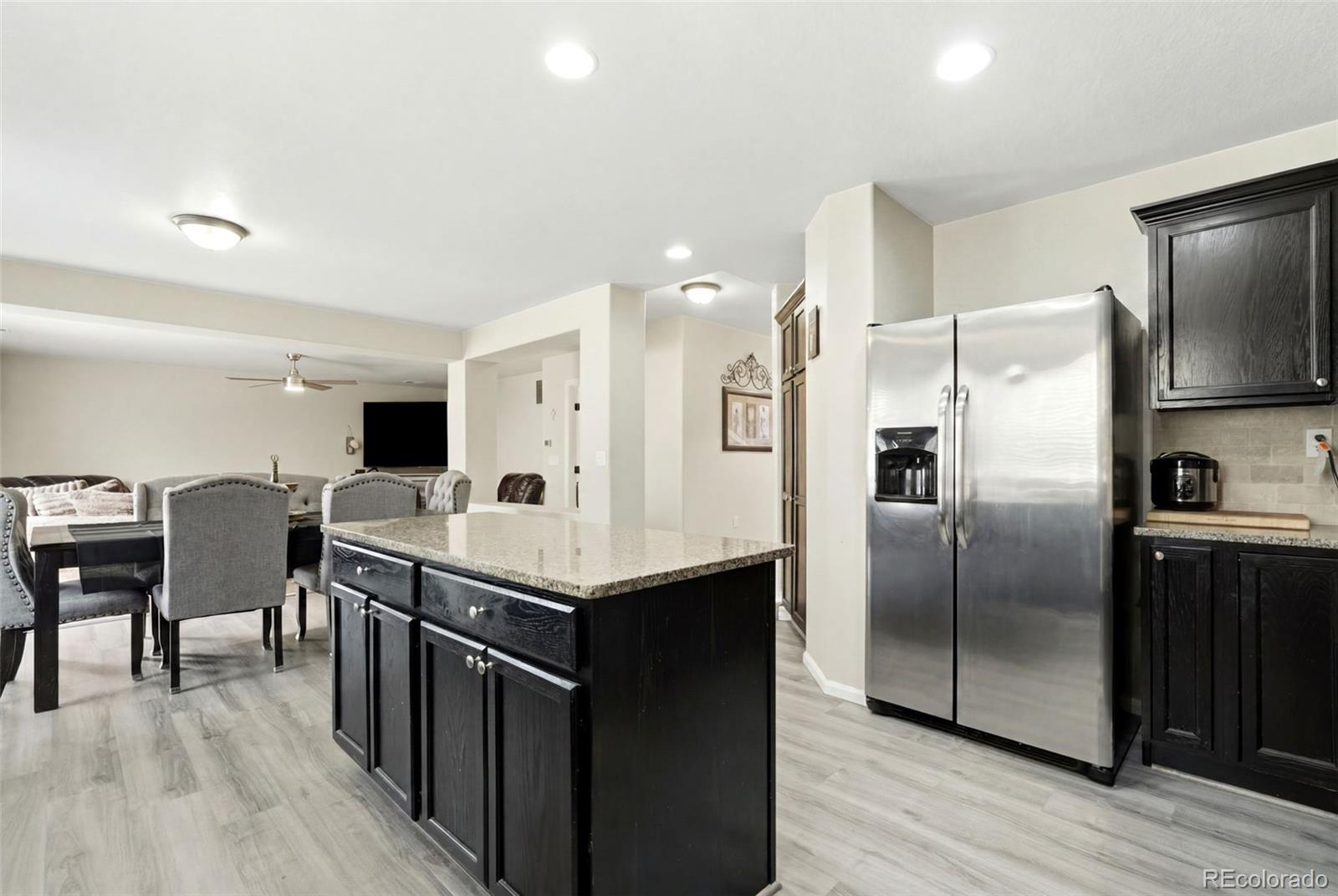 MLS Image #4 for 21611 e 54th place,denver, Colorado