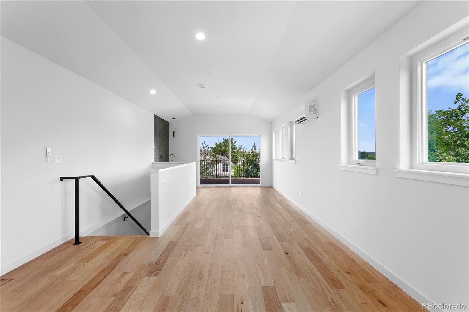MLS Image #23 for 2156 s grant street,denver, Colorado