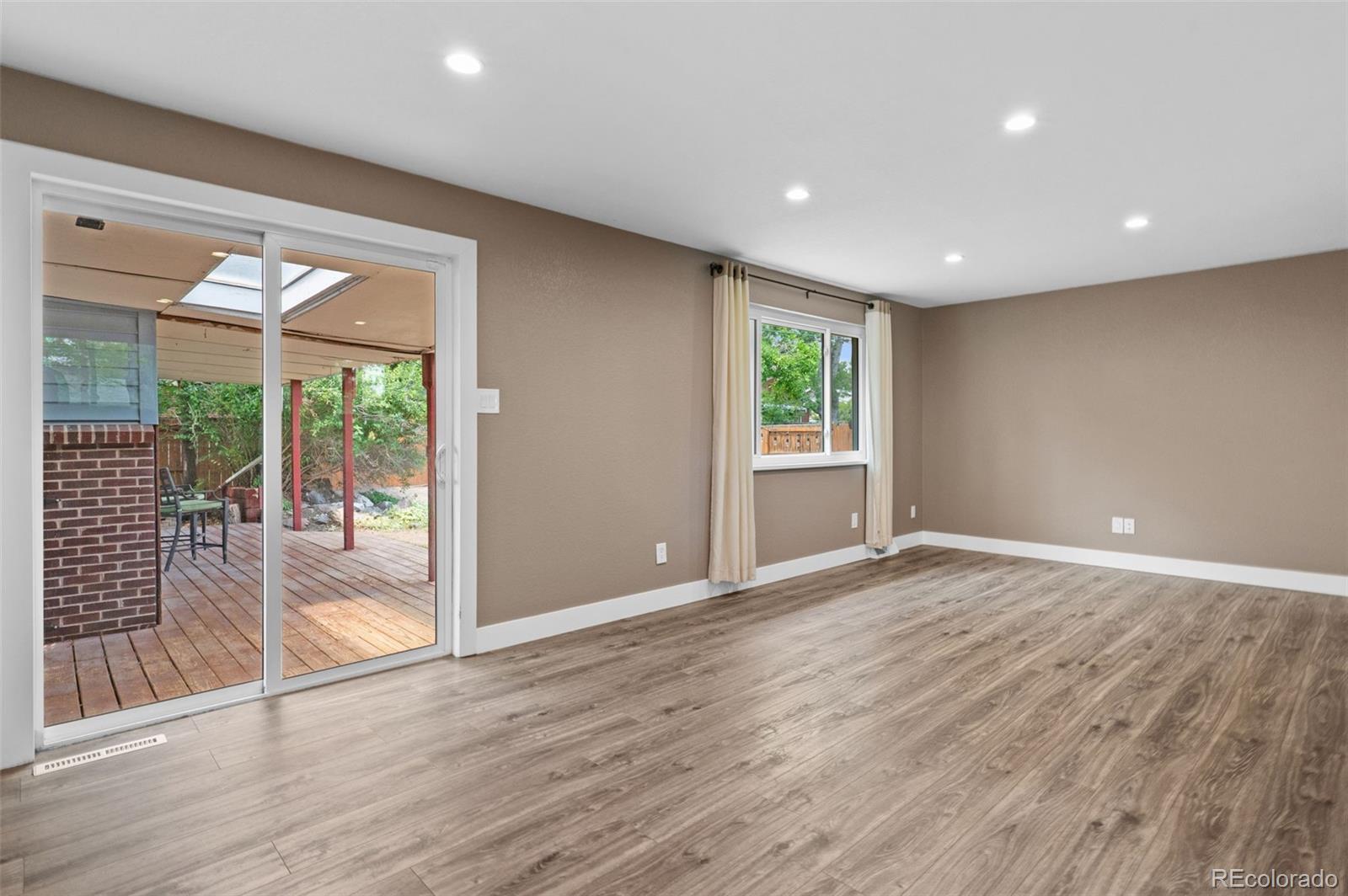 MLS Image #13 for 1435 s zephyr street,denver, Colorado