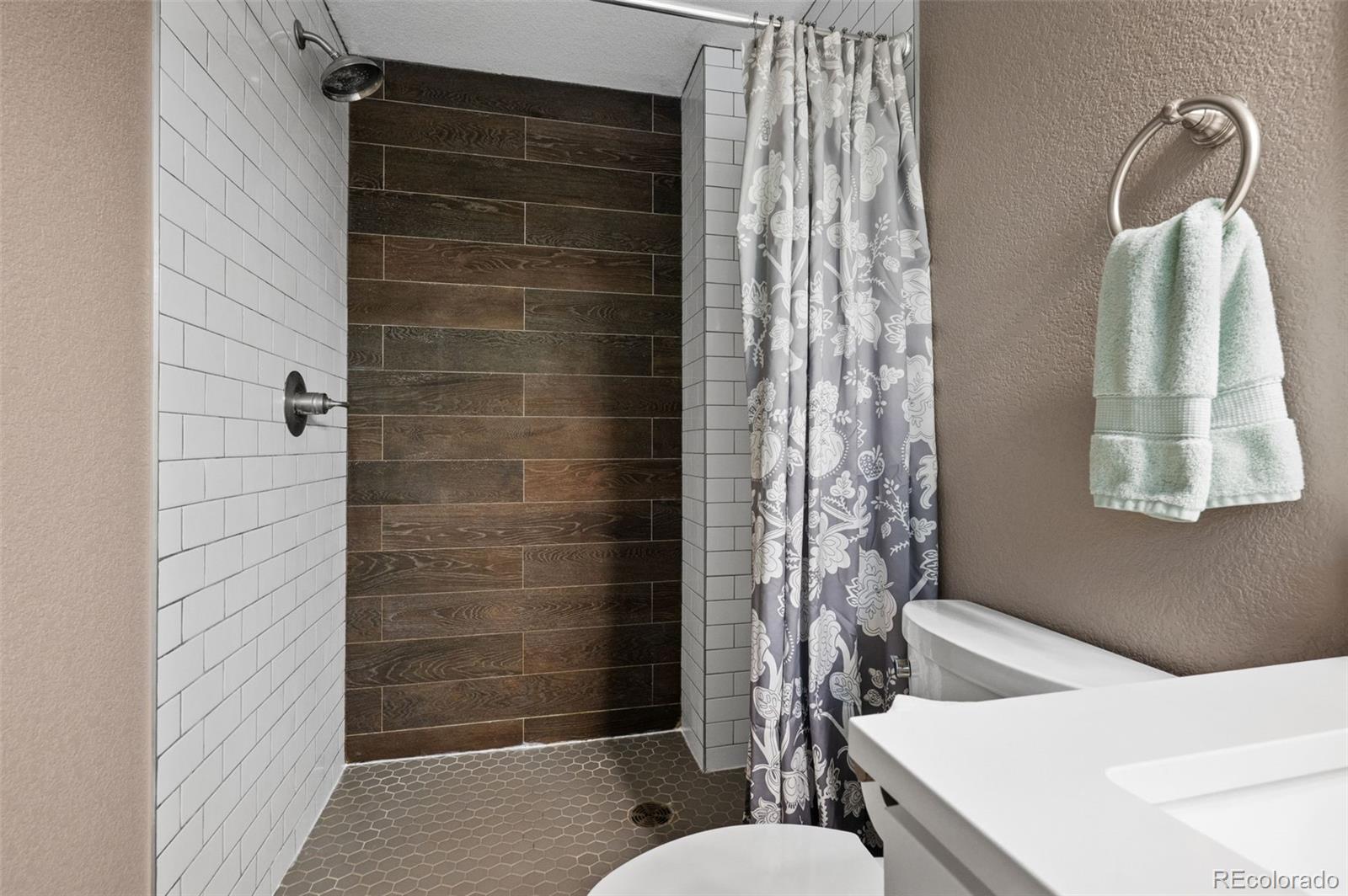 MLS Image #18 for 1435 s zephyr street,denver, Colorado