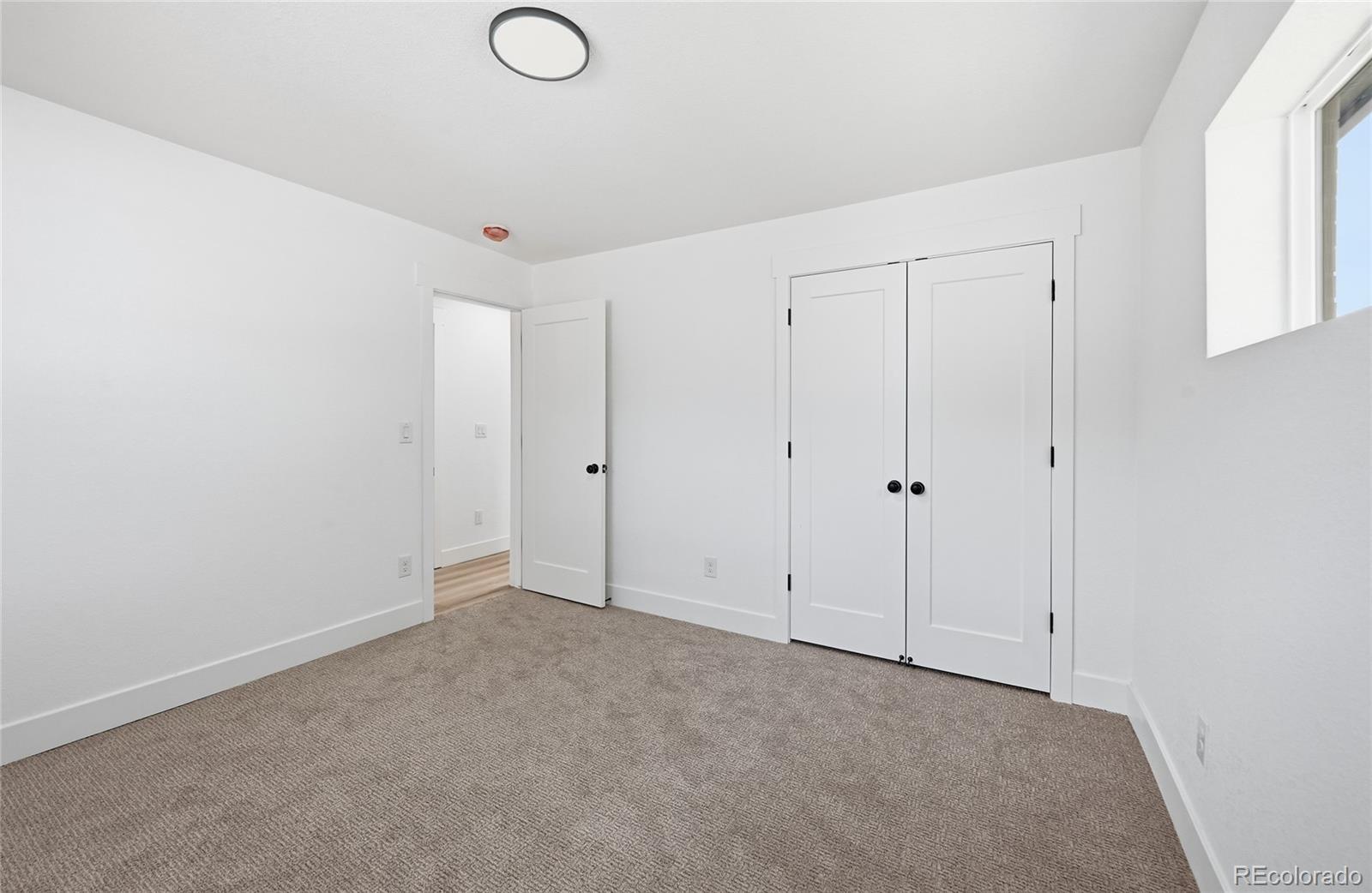 MLS Image #11 for 1550 w 52nd avenue,denver, Colorado