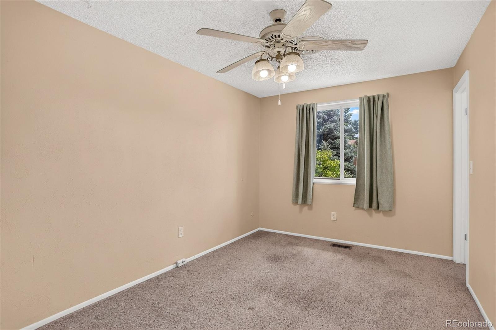MLS Image #18 for 15488 e bates avenue,aurora, Colorado