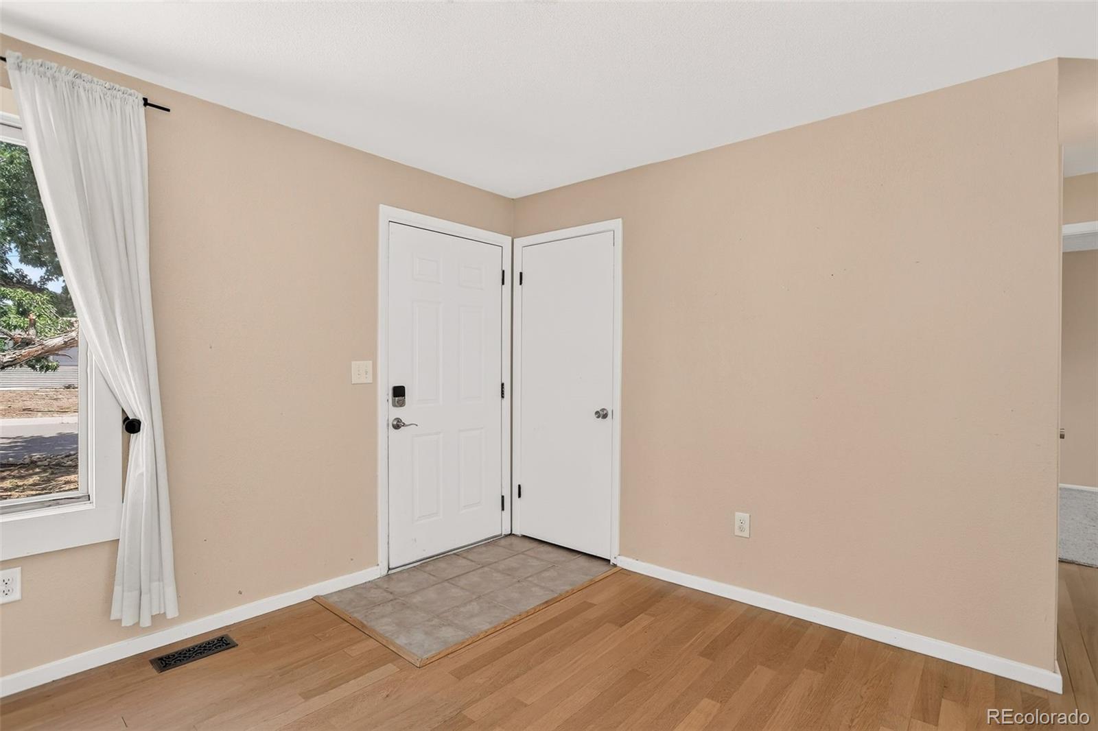 MLS Image #7 for 15488 e bates avenue,aurora, Colorado