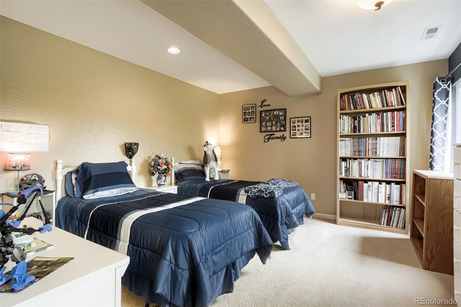 MLS Image #24 for 8011 s shawnee street,aurora, Colorado
