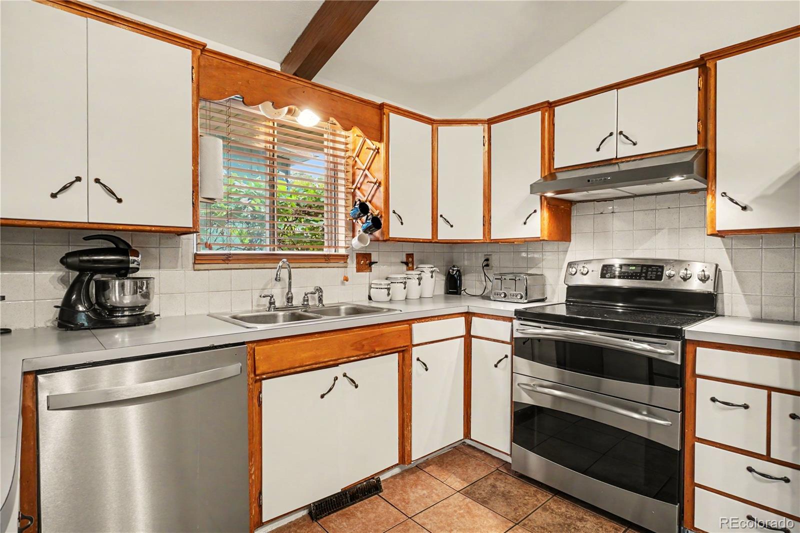 MLS Image #10 for 1337  sharpe place,longmont, Colorado