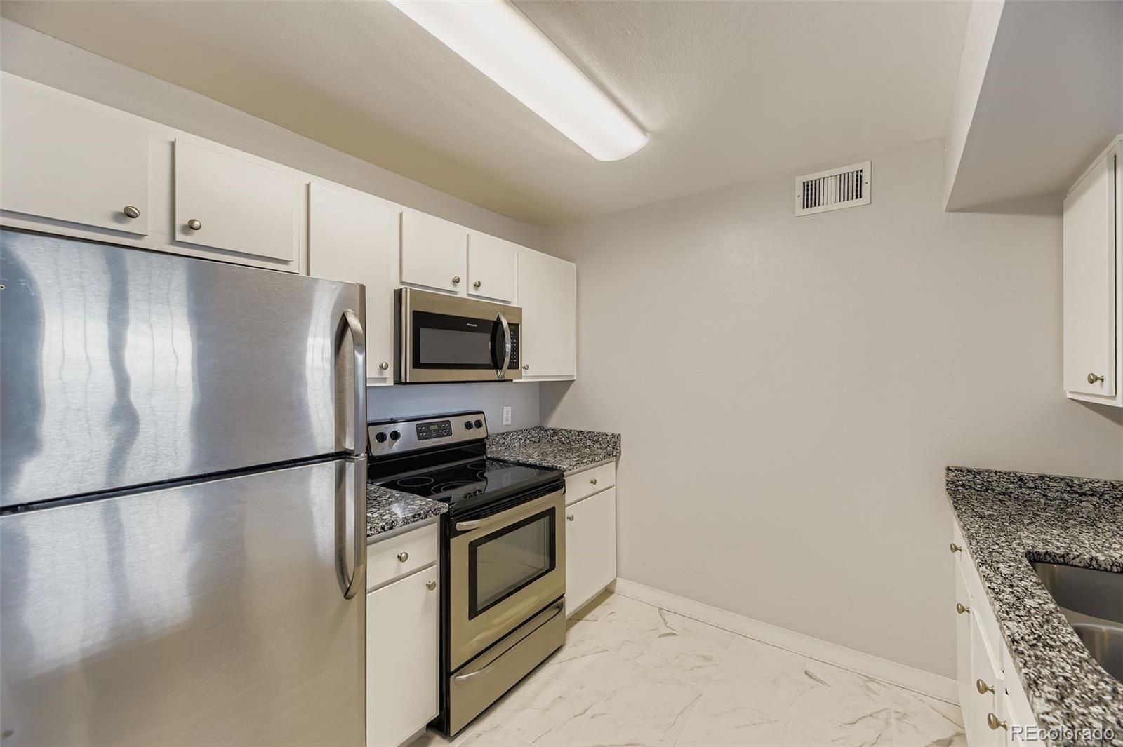 MLS Image #10 for 12884  ironstone way 304,parker, Colorado