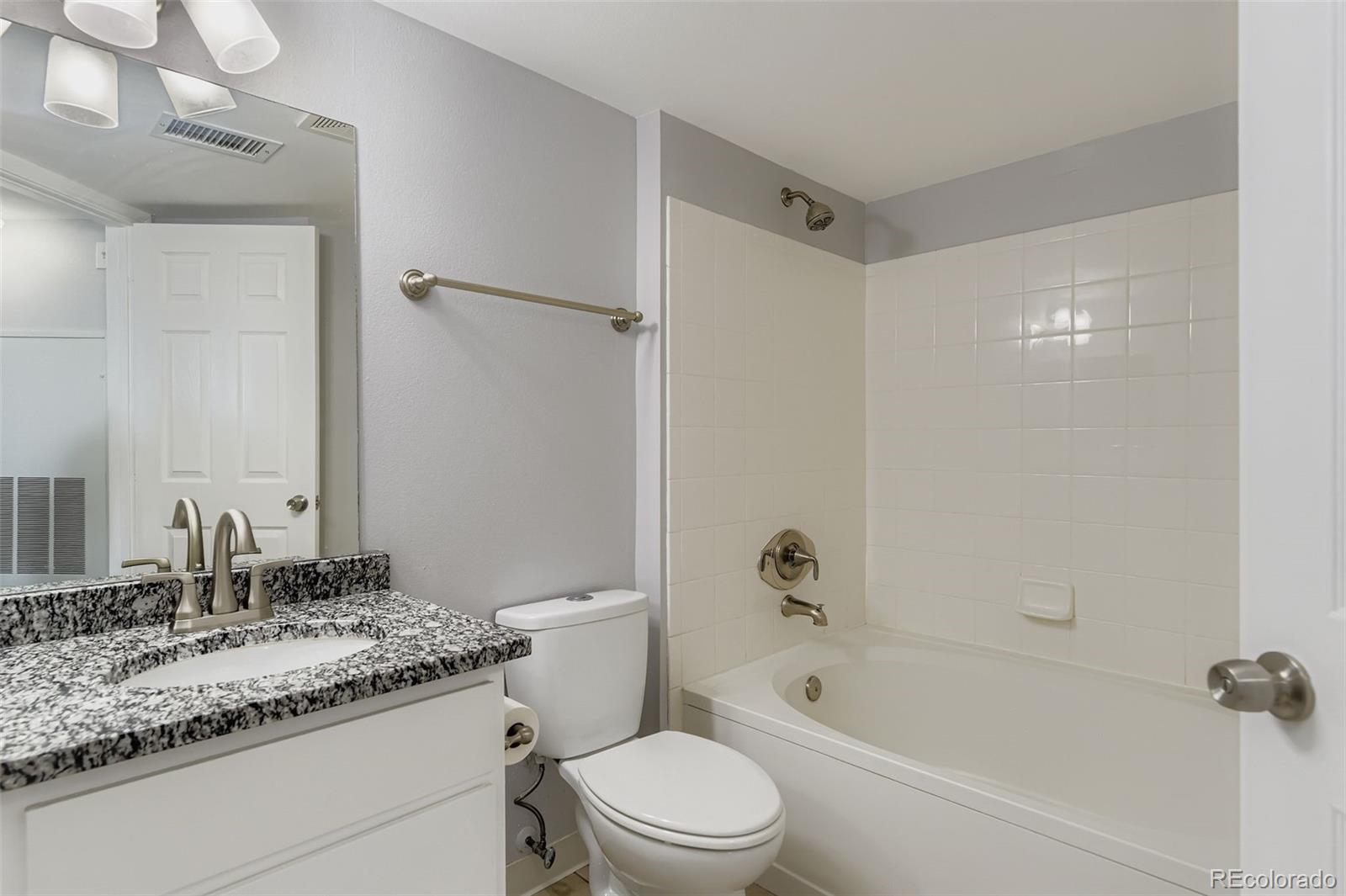 MLS Image #15 for 12884  ironstone way 304,parker, Colorado