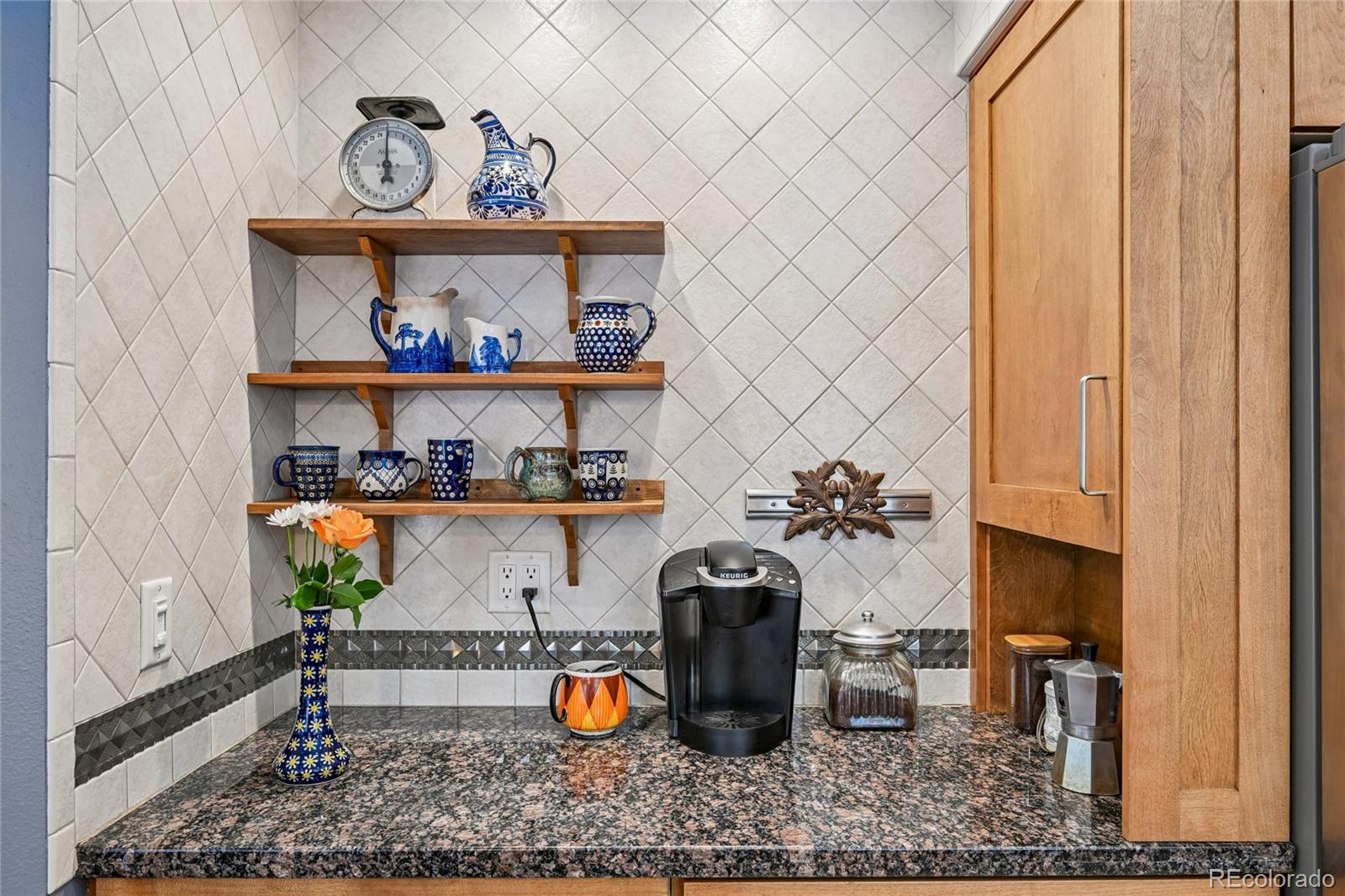 MLS Image #15 for 85 s sherwood glen,monument, Colorado