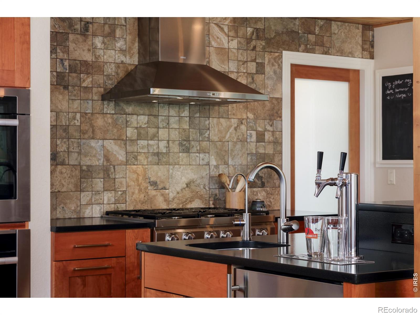 MLS Image #4 for 300  colard lane,lyons, Colorado
