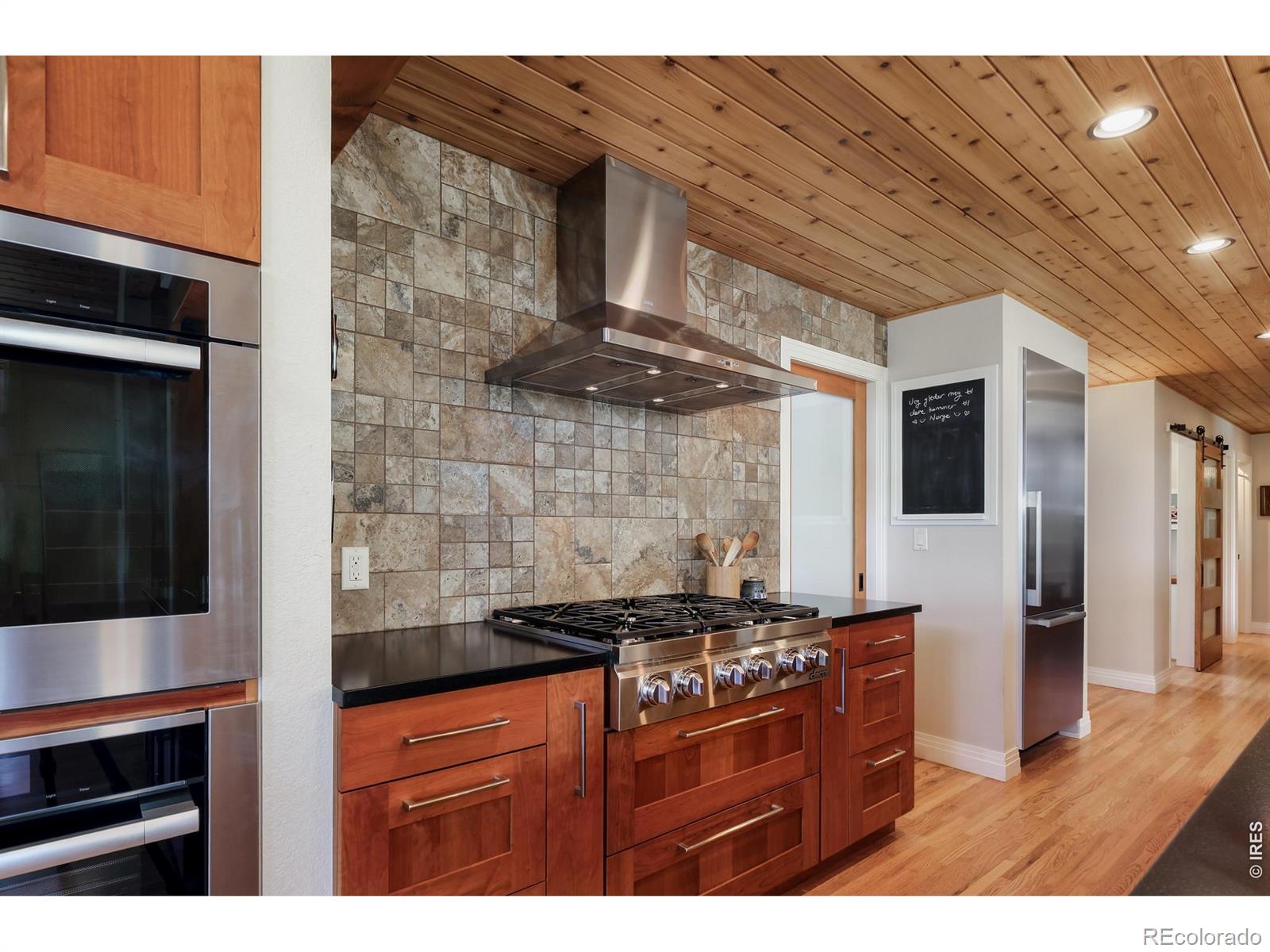 MLS Image #6 for 300  colard lane,lyons, Colorado
