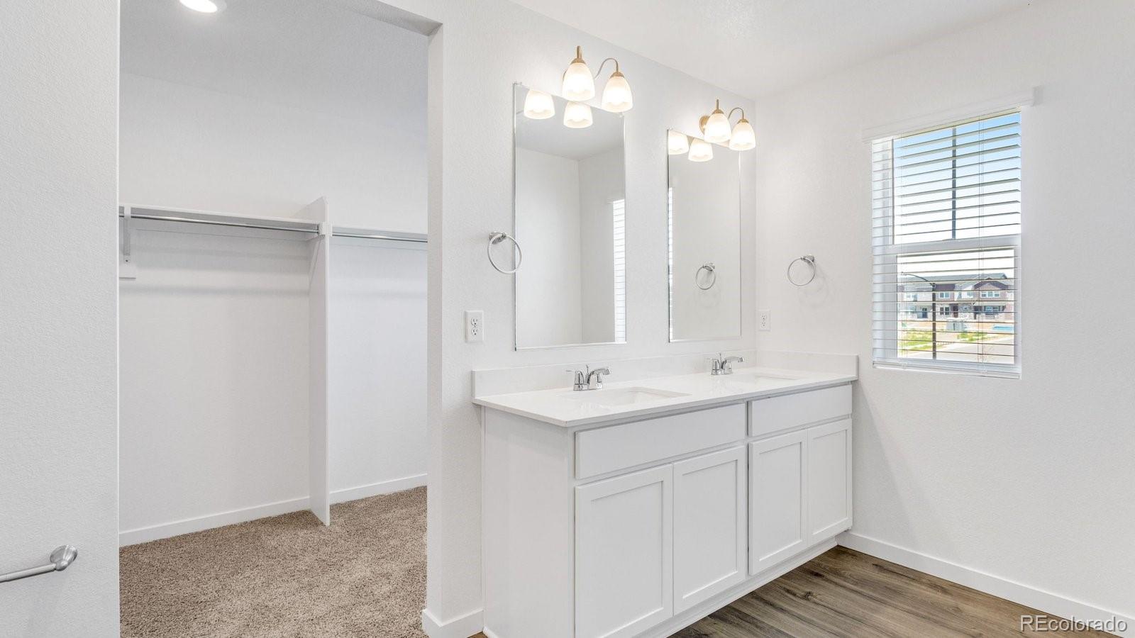 MLS Image #9 for 381 n bersshine street,watkins, Colorado