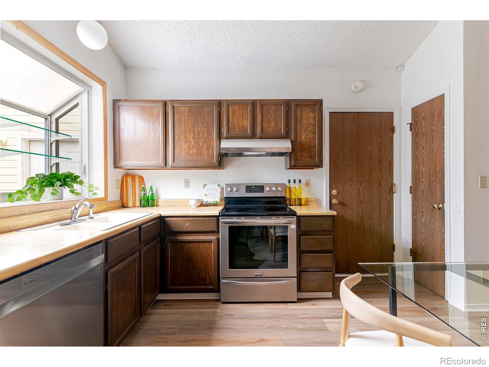 MLS Image #10 for 622  dahlia way,louisville, Colorado