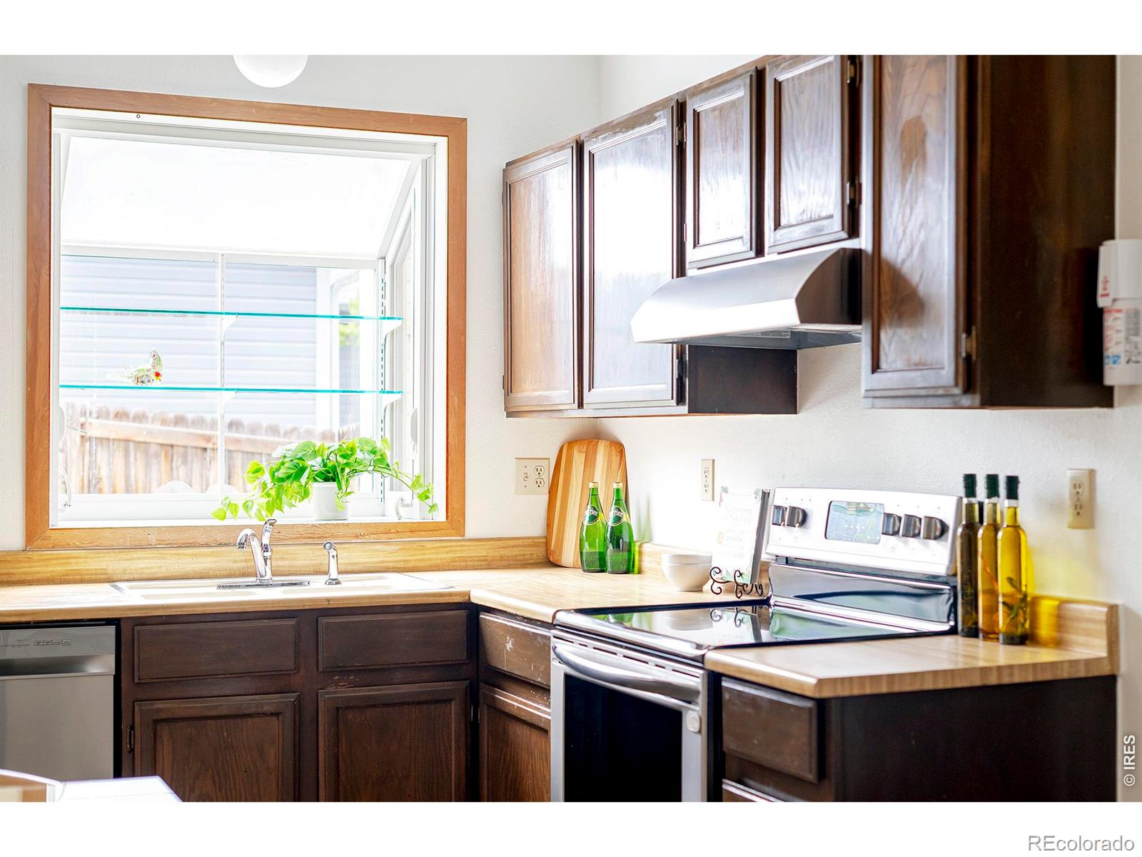 MLS Image #11 for 622  dahlia way,louisville, Colorado