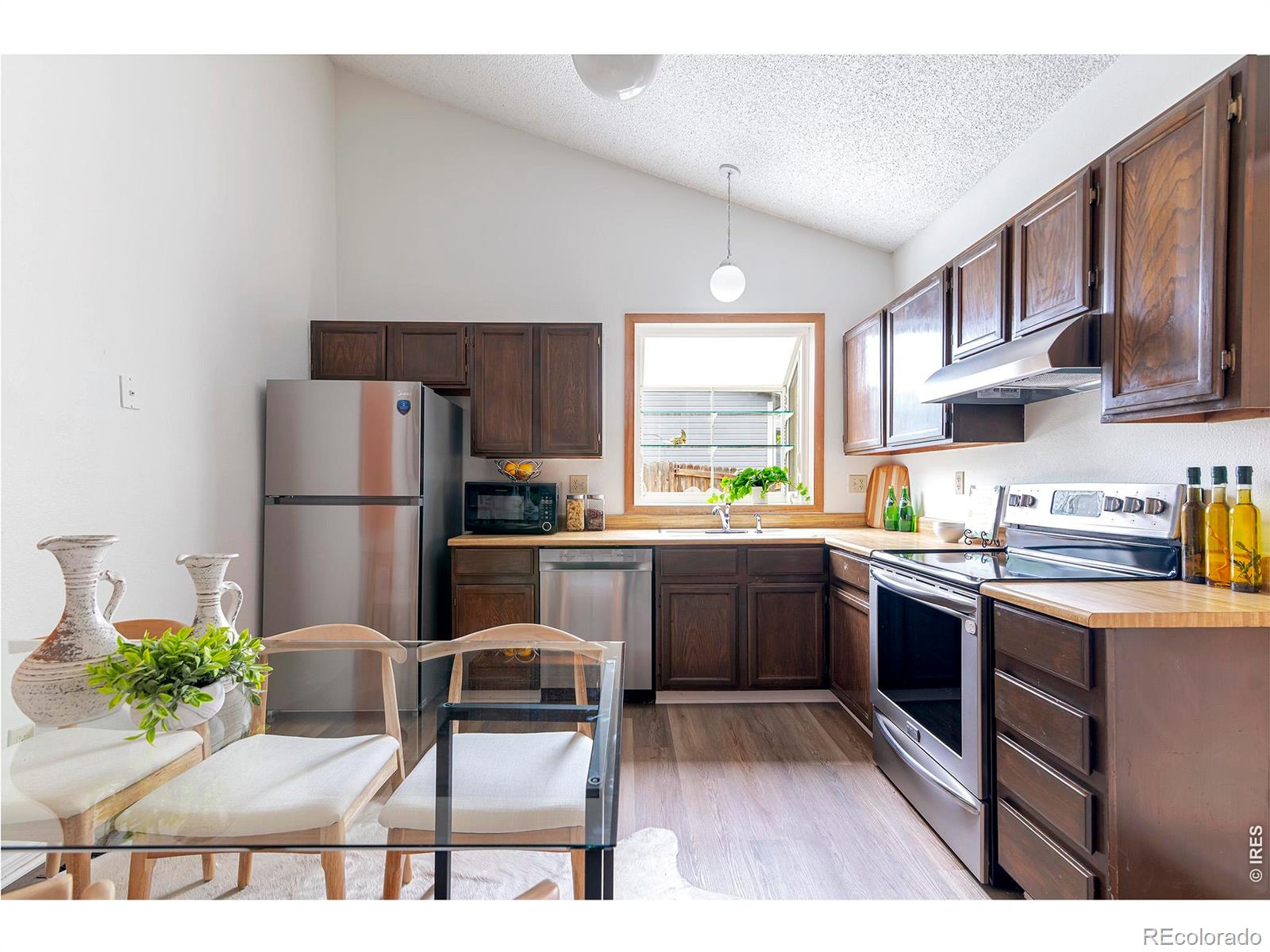 MLS Image #7 for 622  dahlia way,louisville, Colorado