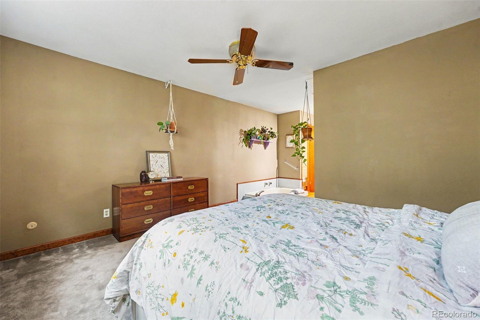 MLS Image #12 for 8789 w 68th avenue,arvada, Colorado
