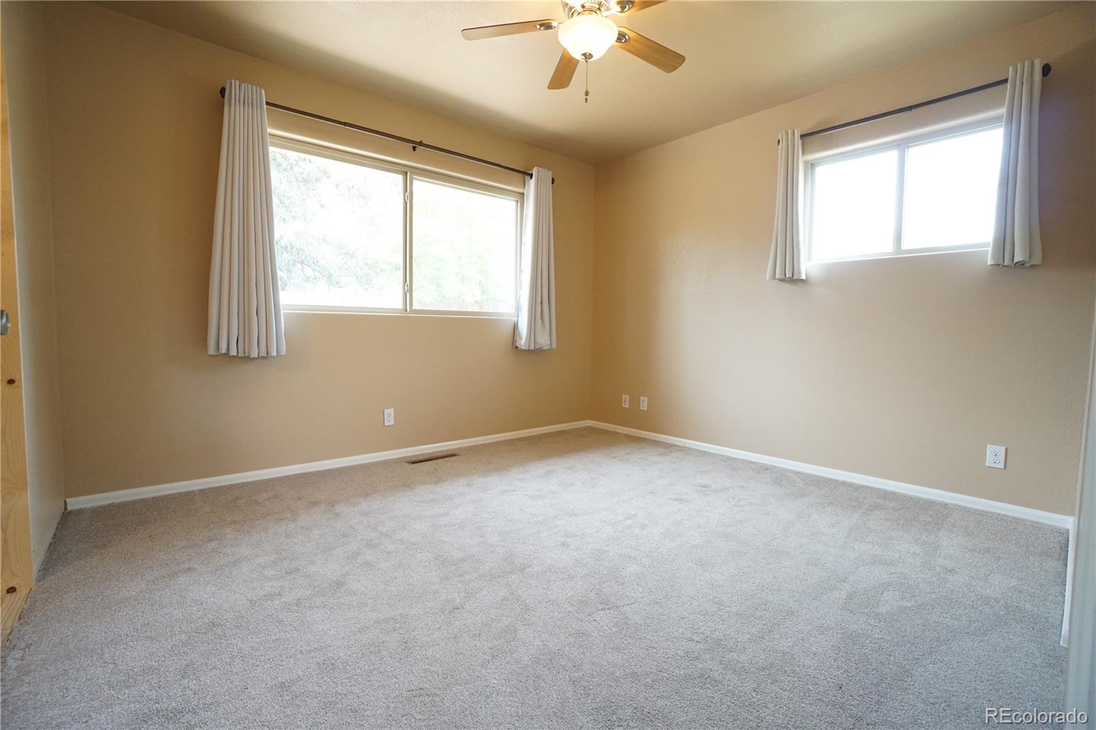 MLS Image #18 for 1635  holmes drive,colorado springs, Colorado