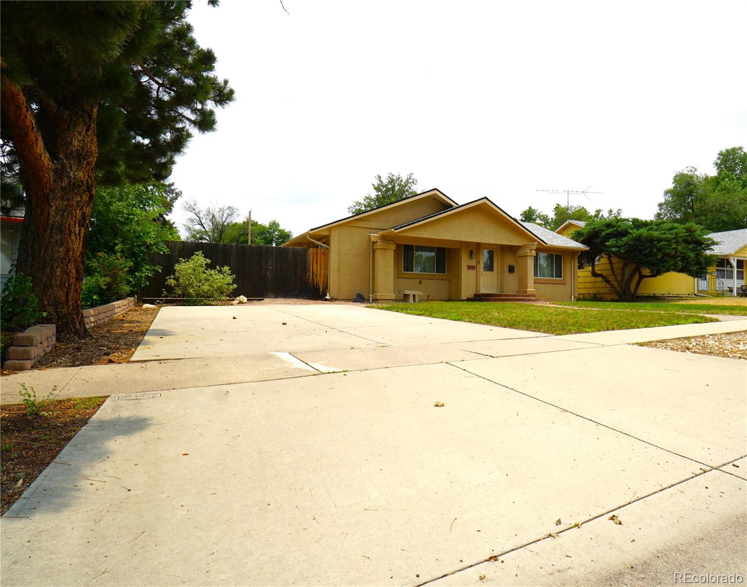 MLS Image #2 for 1635  holmes drive,colorado springs, Colorado