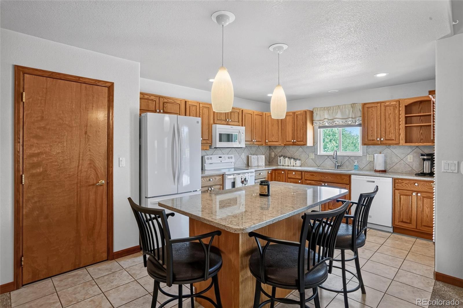 MLS Image #24 for 3 n parkway ,colorado city, Colorado