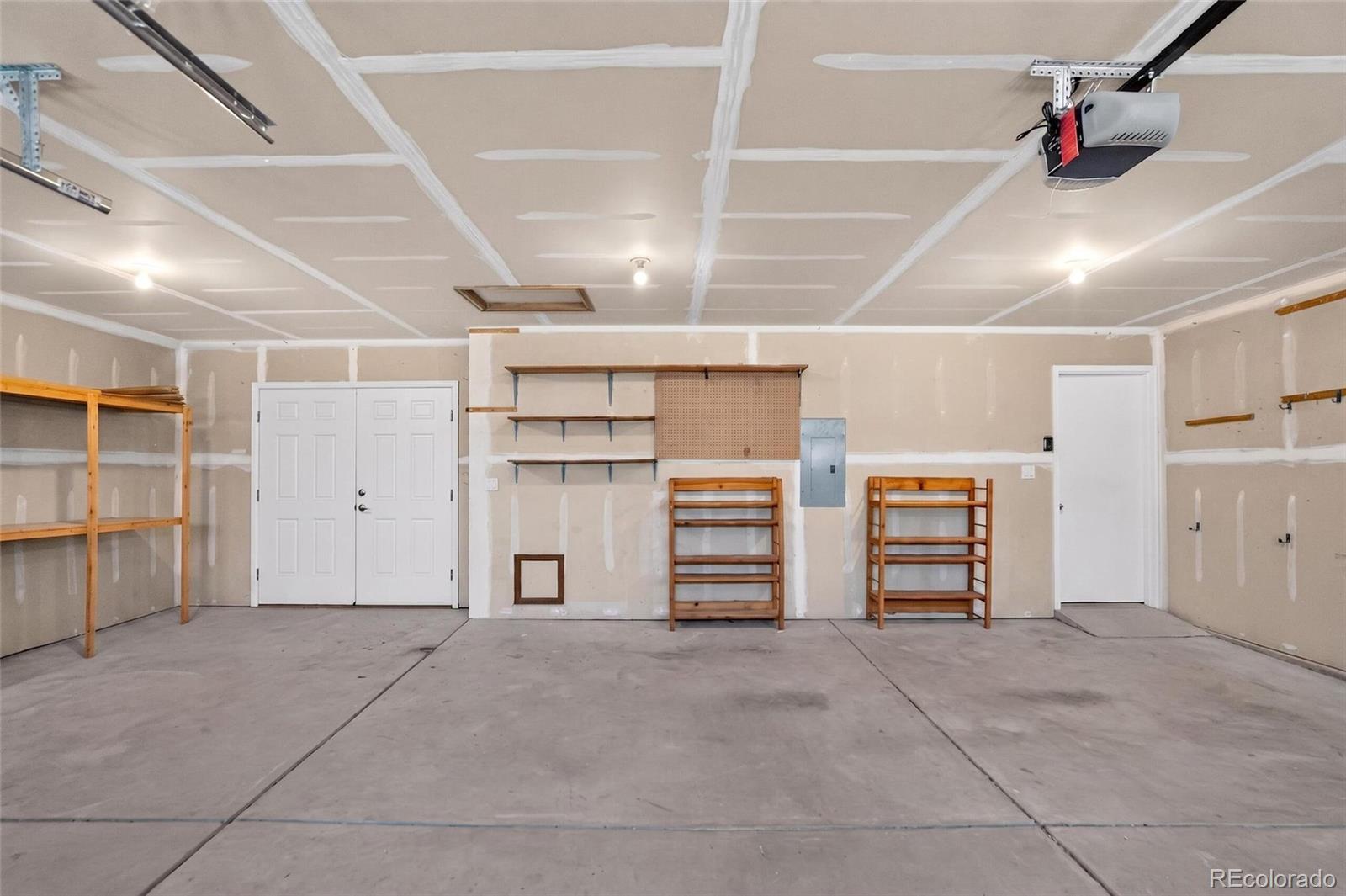 MLS Image #43 for 3 n parkway ,colorado city, Colorado