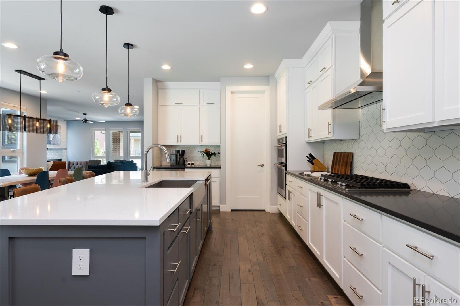 MLS Image #13 for 5044  vrain street,denver, Colorado