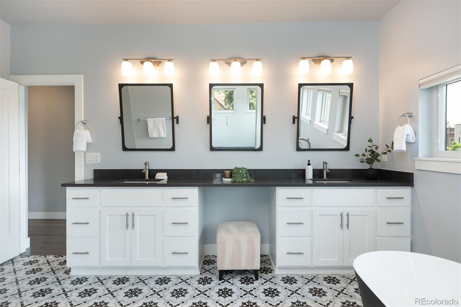 MLS Image #21 for 5044  vrain street,denver, Colorado