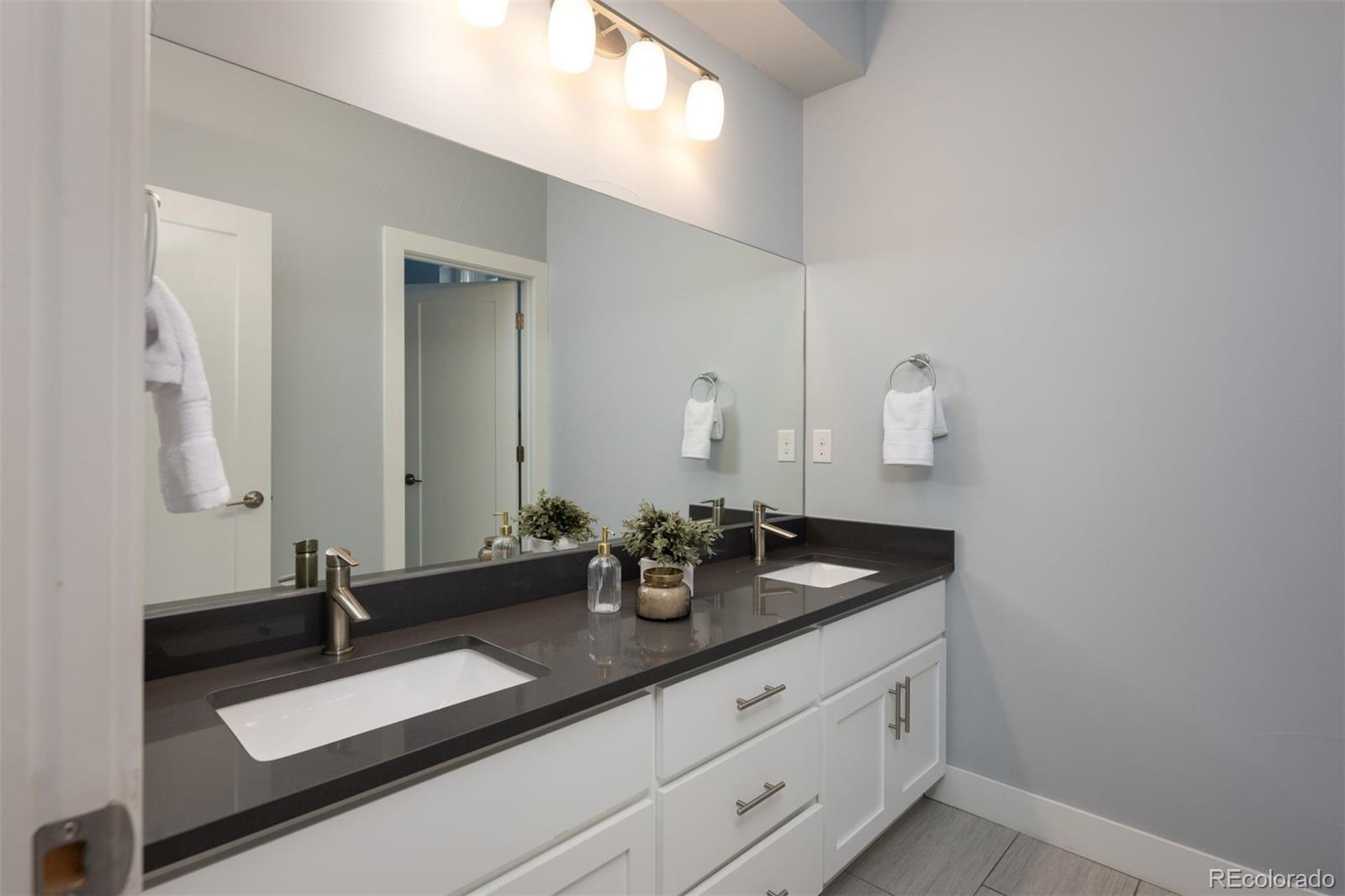MLS Image #25 for 5044  vrain street,denver, Colorado