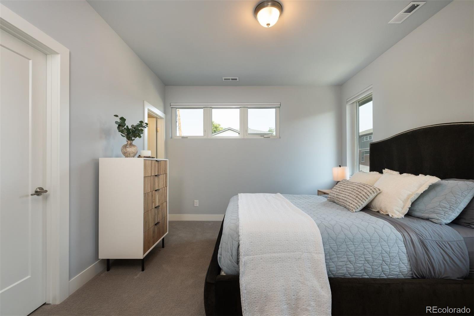 MLS Image #28 for 5044  vrain street,denver, Colorado