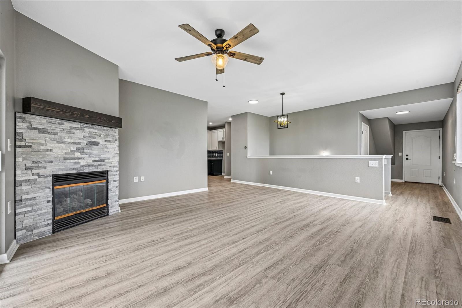 MLS Image #5 for 10290 w 55th lane,arvada, Colorado