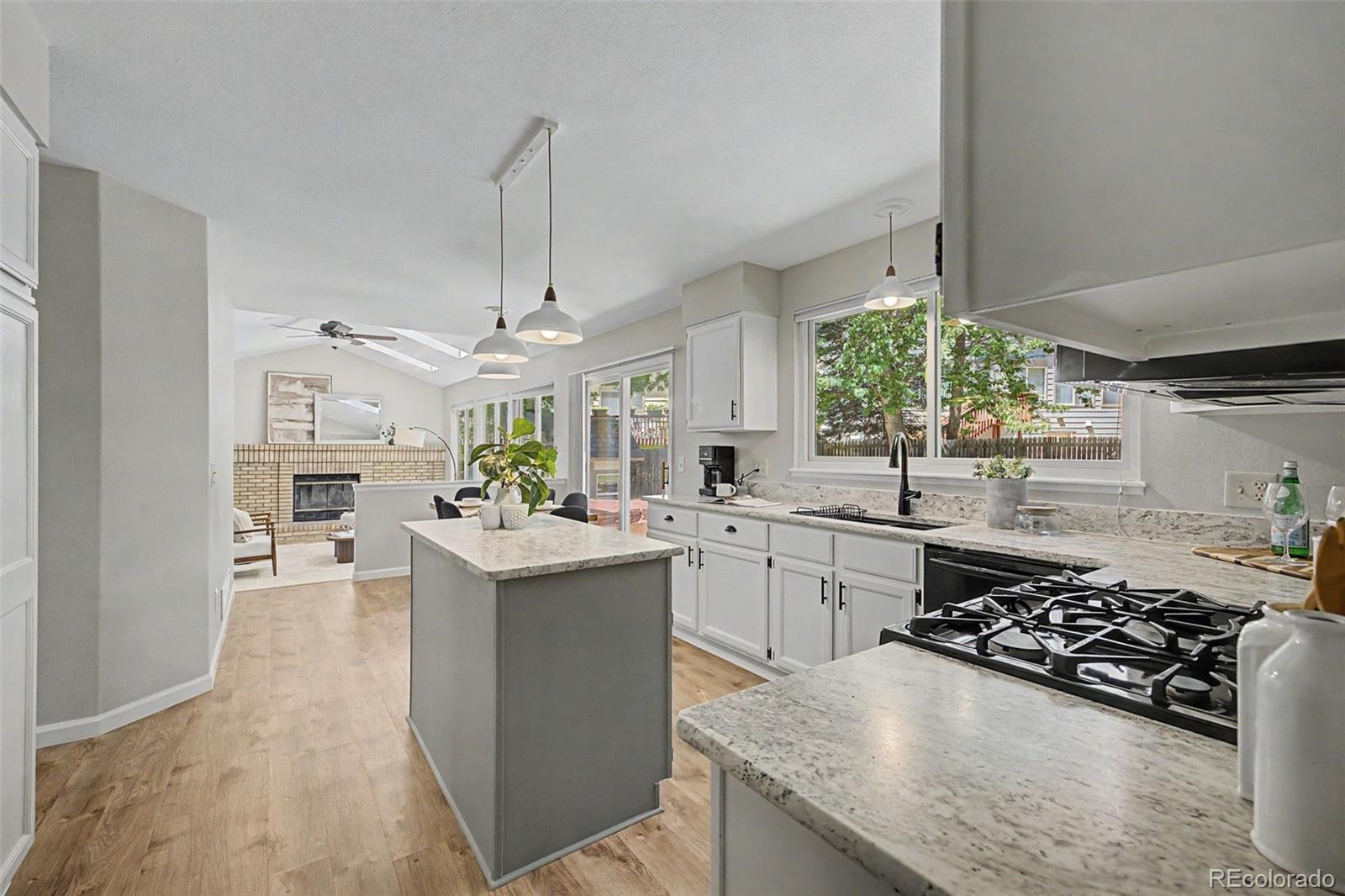 MLS Image #17 for 1950  manning way,colorado springs, Colorado