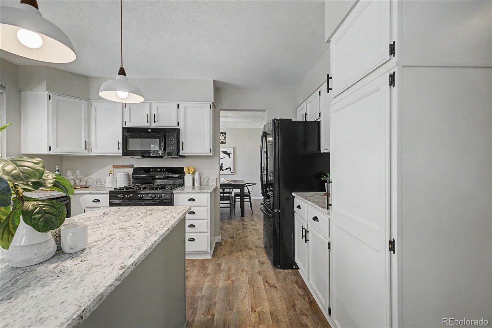 MLS Image #20 for 1950  manning way,colorado springs, Colorado