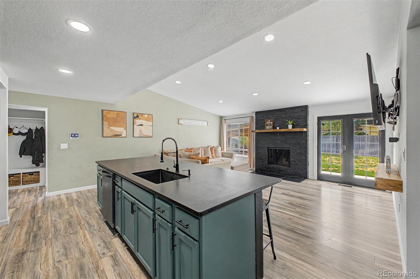 MLS Image #9 for 9790 w wagon trail drive,littleton, Colorado
